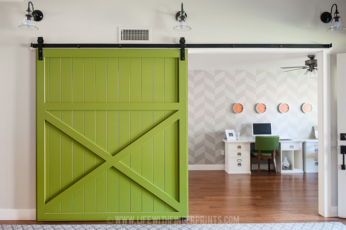 Life With Fingerprints offers a handy step by step guide to make this sliding door.