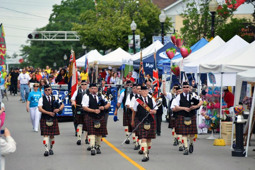 Stouffville Strawberry Festival Fun at the Stouffville Strawberry Festival Parade
