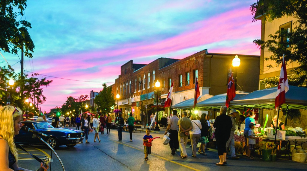 When the sun sets, Main Street heats up!