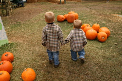Thanks to Linn for showing up how to dress to impress at the Pumpkin Patch. 