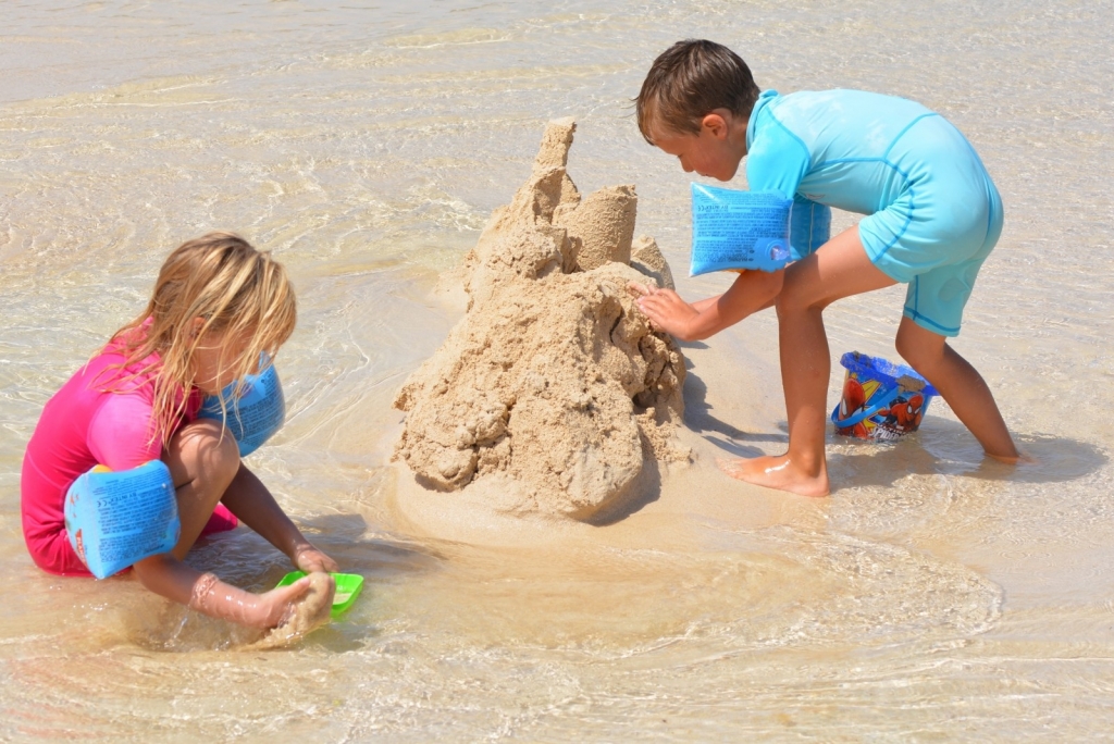 children-sand-castle-boy-girl-people-1