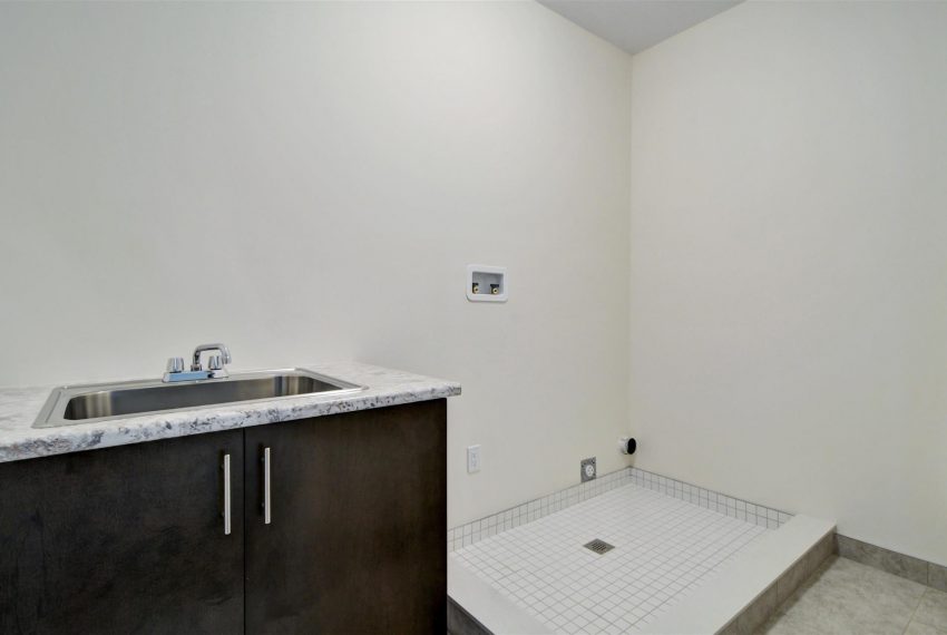 Basement_Bathroom